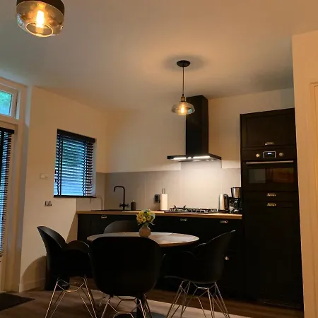 Bonte Specht: Tot Rust Komen In De Natuur! Casa de Férias Otterlo