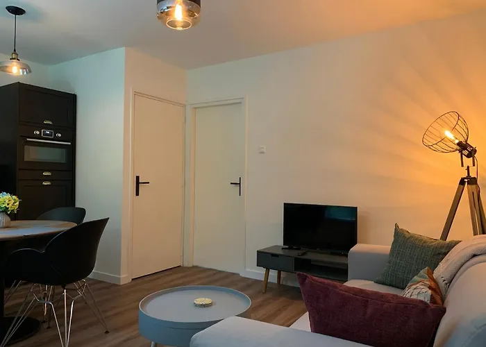 Bonte Specht: Tot Rust Komen In De Natuur! Semesterbostad